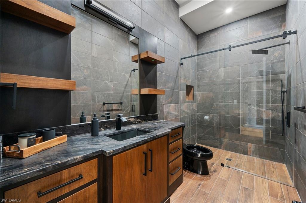 LOGAN WOODS - Residential