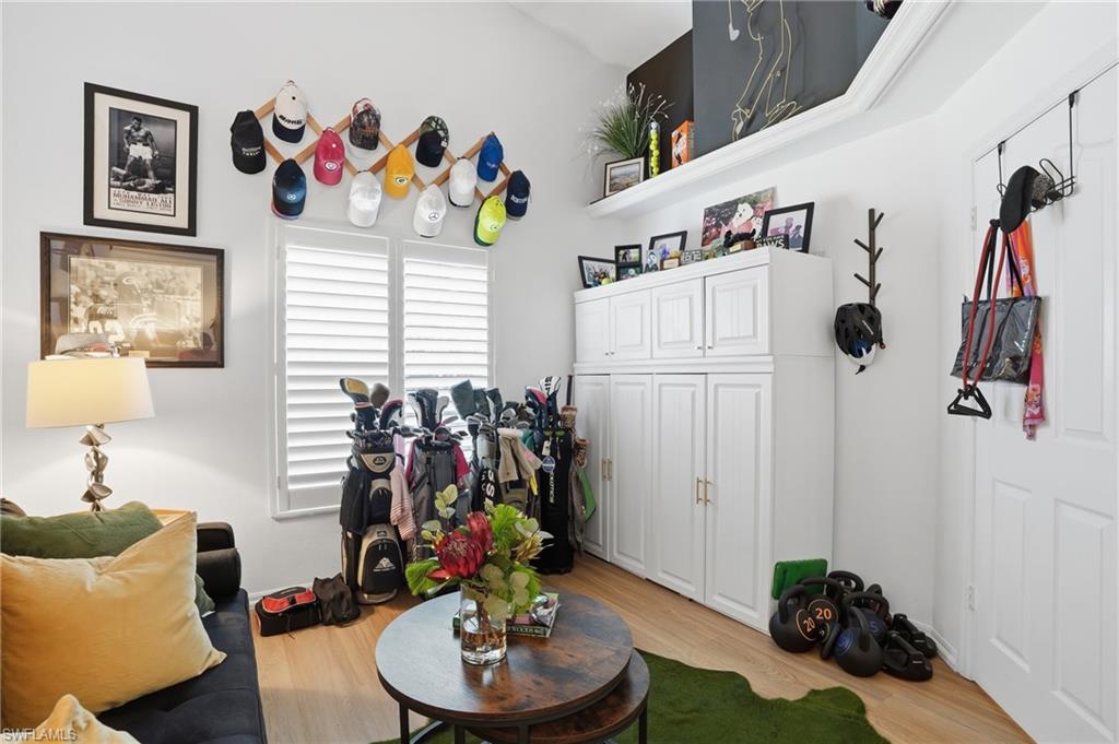 VILLAS OF WHITTENBERG - Residential