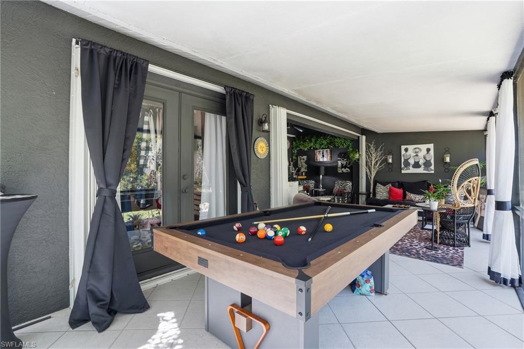 VILLAS OF WHITTENBERG - Residential