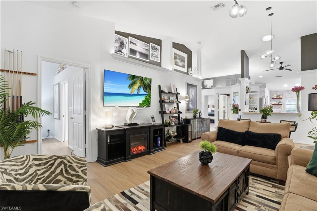 VILLAS OF WHITTENBERG - Residential