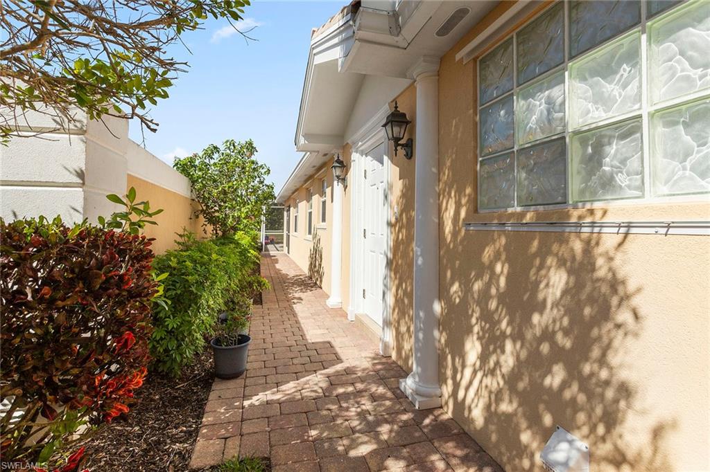 VILLAGE WALK OF BONITA SPRINGS - Residential