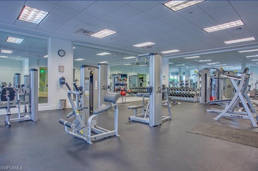 NAPLES SQUARE - Residential