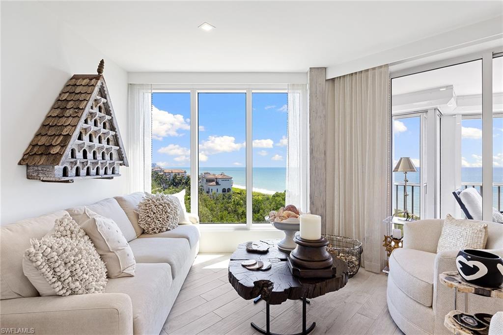 CONTESSA AT BAY COLONY - Residential