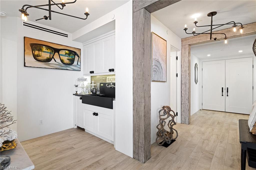 CONTESSA AT BAY COLONY - Residential