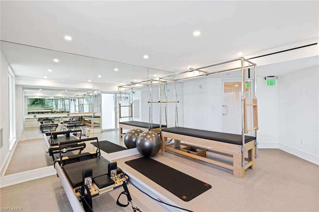 CONTESSA AT BAY COLONY - Residential