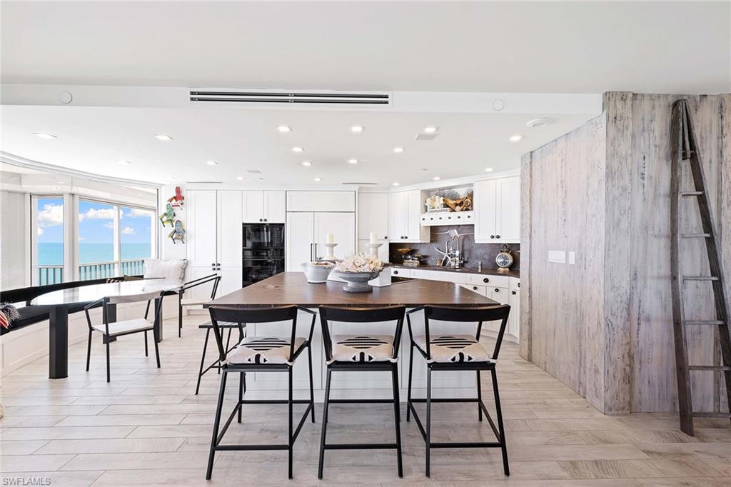 CONTESSA AT BAY COLONY - Residential