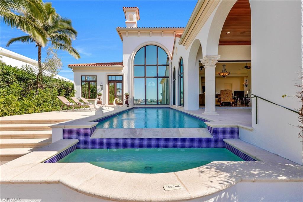 ROYAL HARBOR - Residential