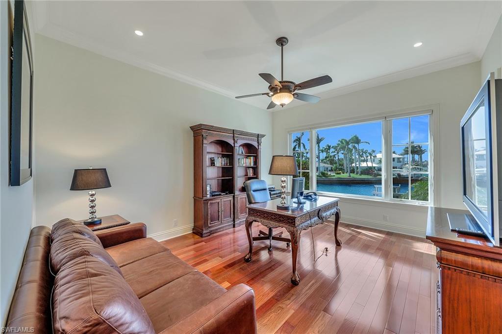 ROYAL HARBOR - Residential