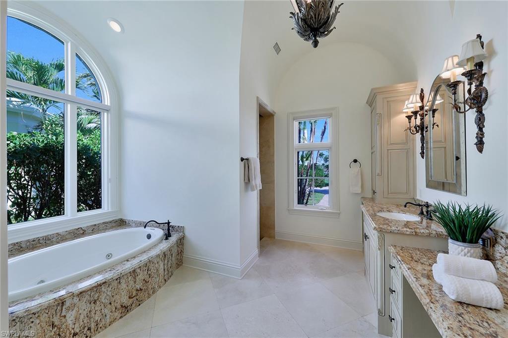 ROYAL HARBOR - Residential