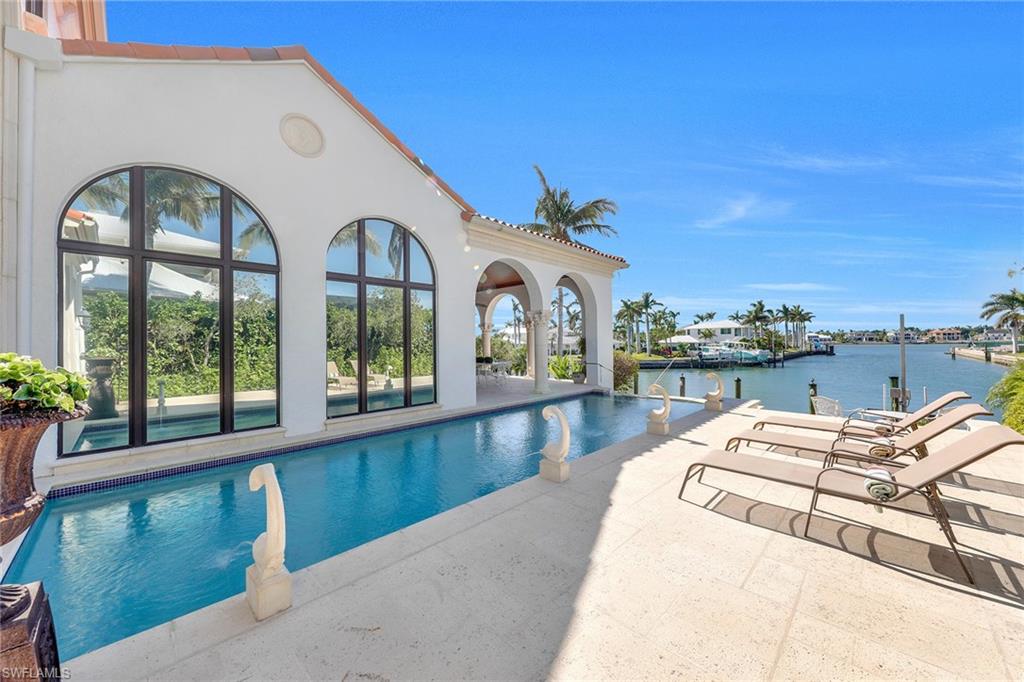 ROYAL HARBOR - Residential