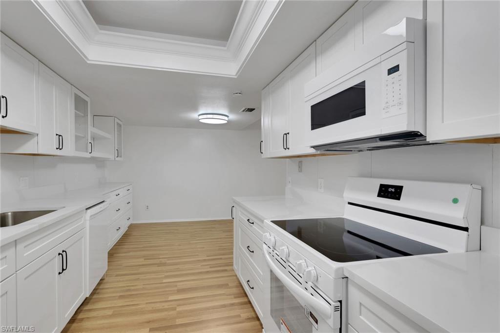 LAKEWOOD - Residential Lease