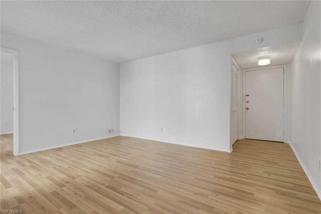 LAKEWOOD - Residential Lease