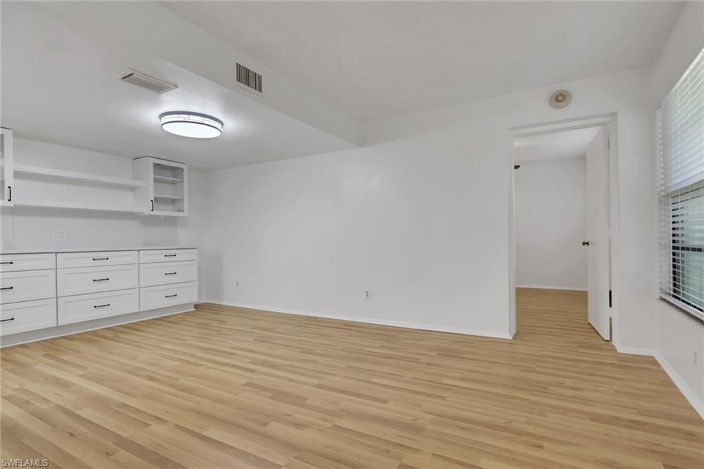 LAKEWOOD - Residential Lease