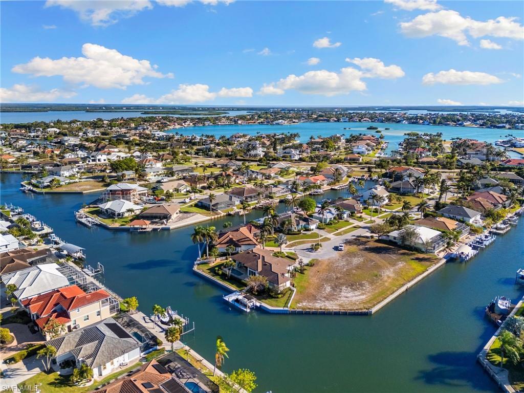 MARCO ISLAND - Residential