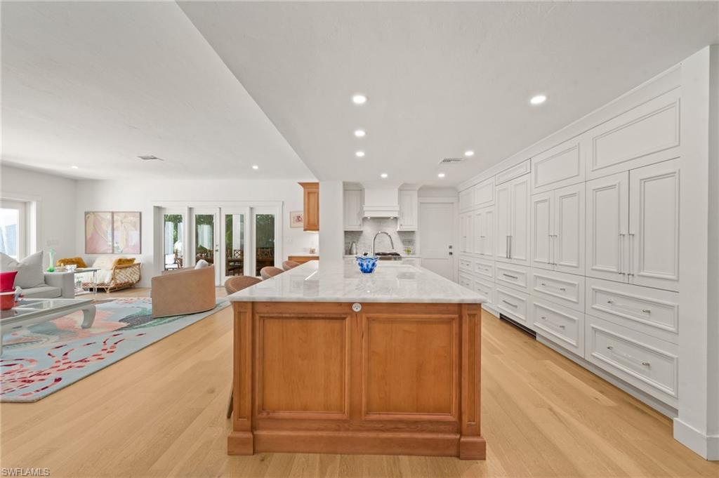 MOORINGS - Residential