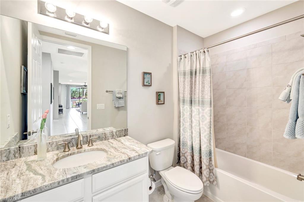 CORAL HARBOR - Residential