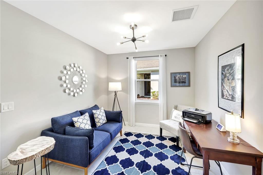 CORAL HARBOR - Residential