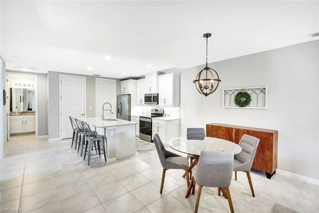 CORAL HARBOR - Residential