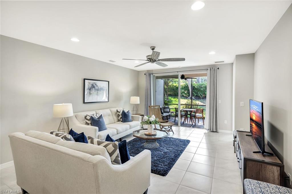 CORAL HARBOR - Residential