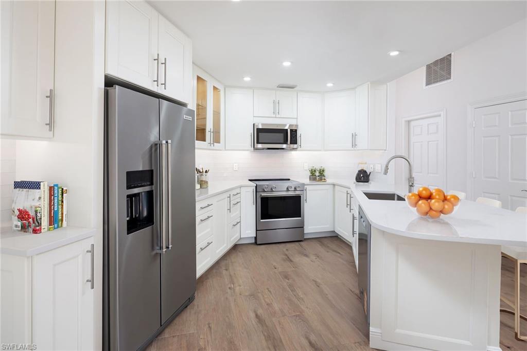 MONTEREY - Residential