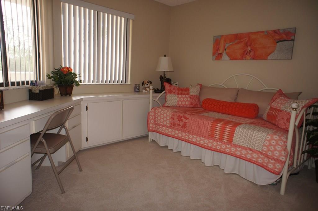 SEVEN LAKES - Residential