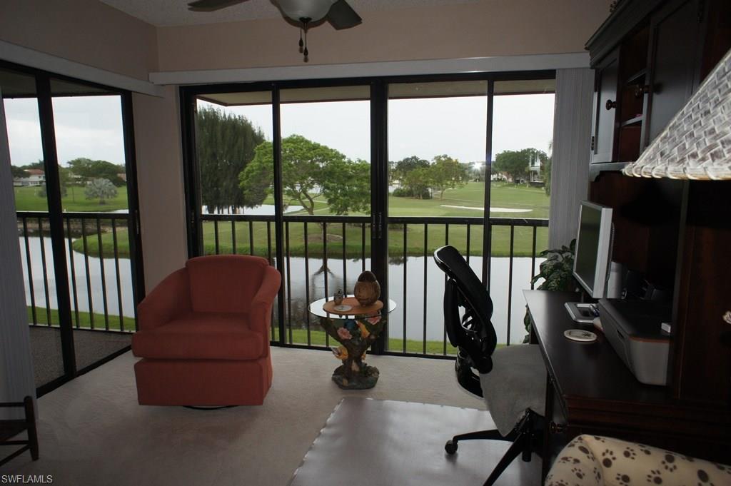 SEVEN LAKES - Residential