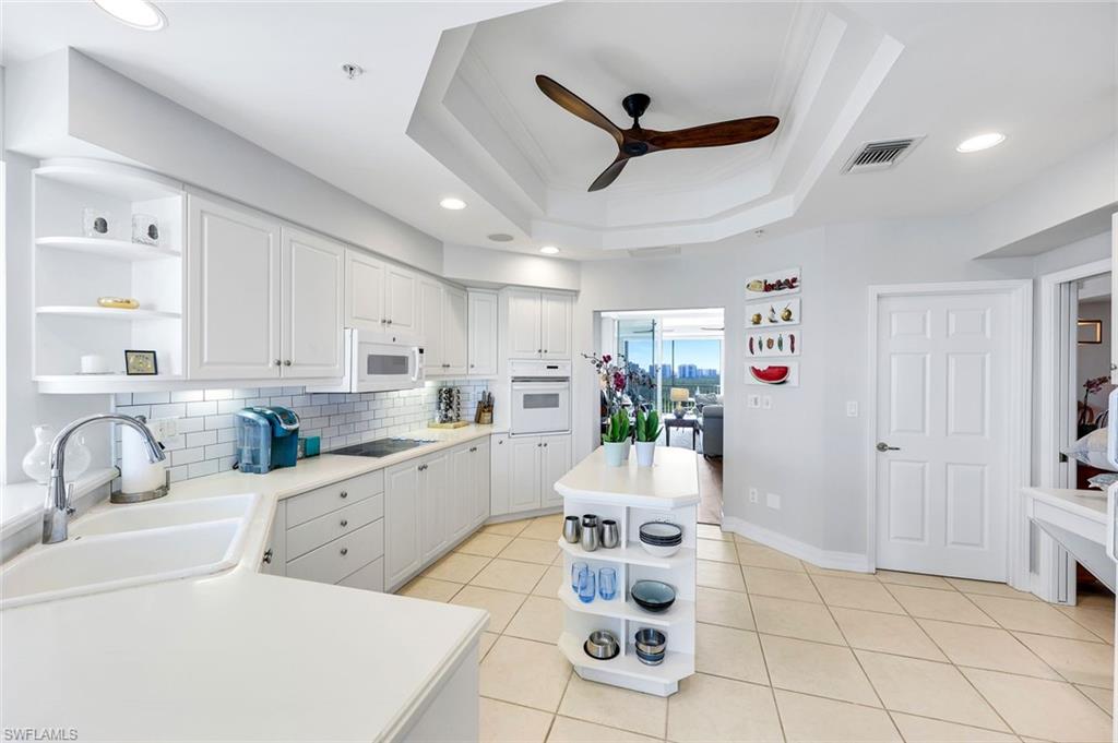 PELICAN ISLE - Residential