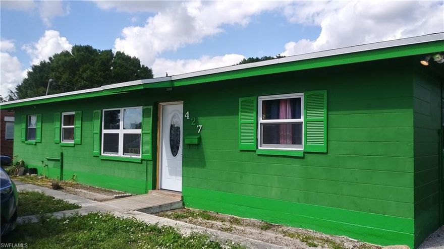 Charming 3 bedroom 1 bathroom home in close proximity to schools, shops in charming Clewiston. New door and impact windows have been installed in the front.  Kitchen has been redone since built. This could be your starter home, so take advantage now!