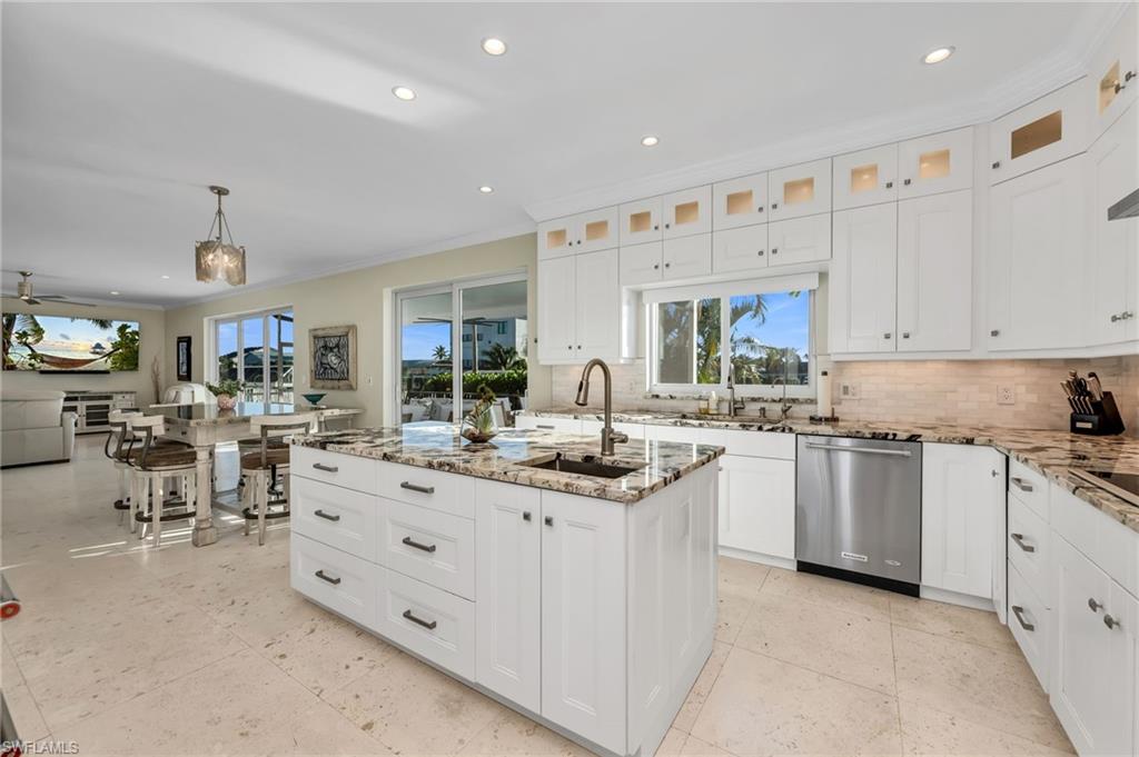 ISLES OF CAPRI - Residential