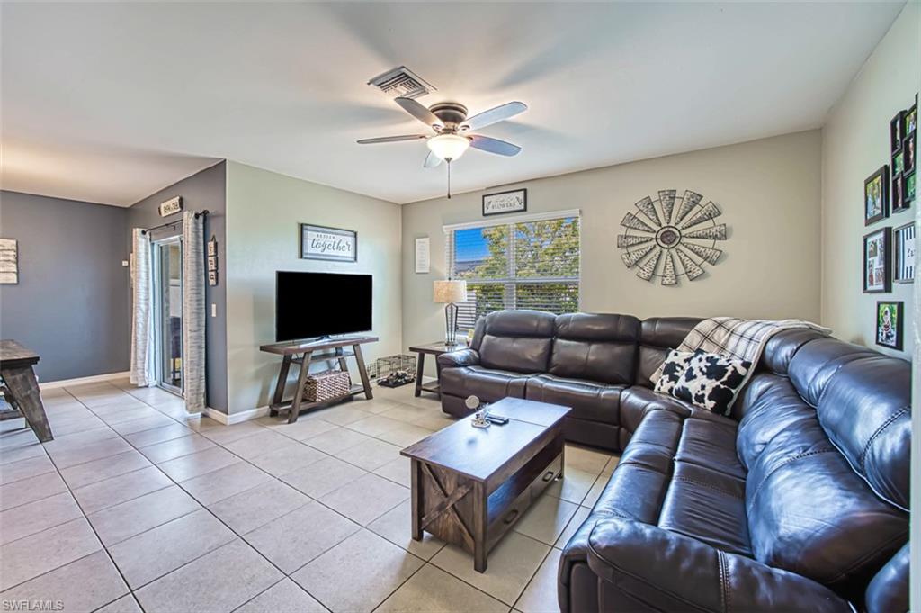 ENTRADA - Residential