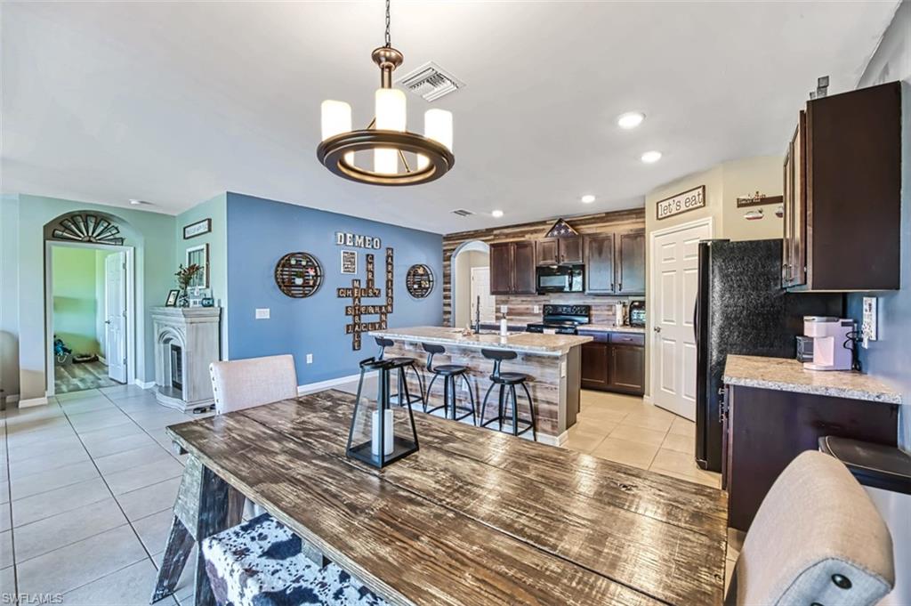 ENTRADA - Residential