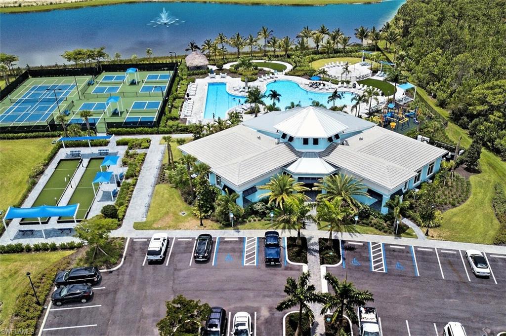 ENTRADA - Residential