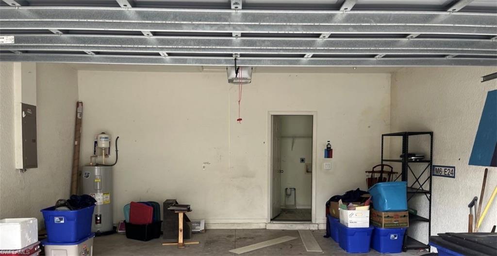 COLONIAL OAKS - Residential