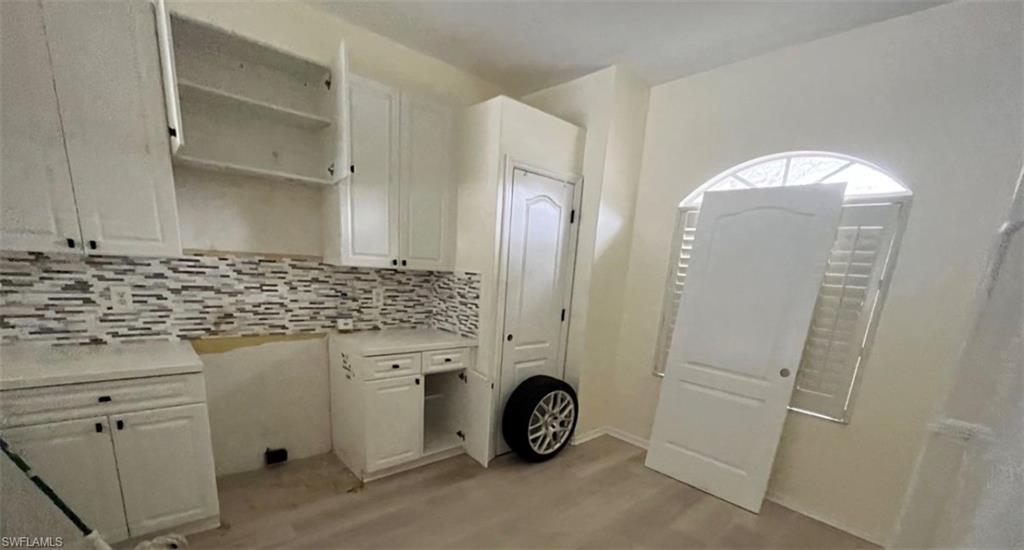 COLONIAL OAKS - Residential