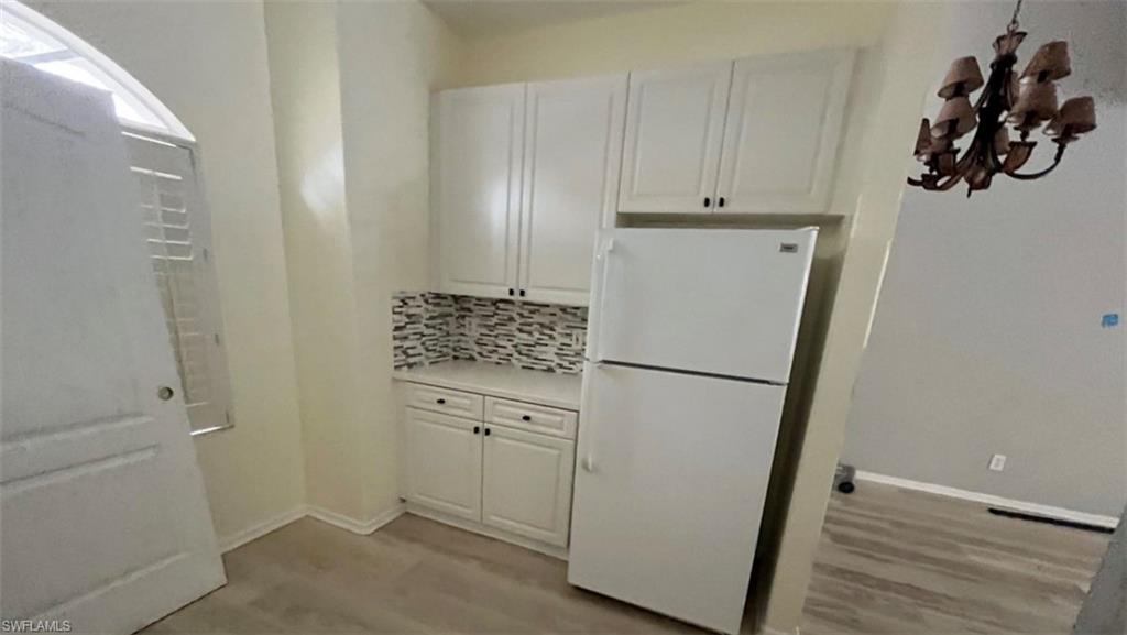 COLONIAL OAKS - Residential