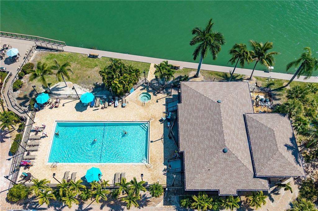 HARBOUR POINTE CONDO - Residential