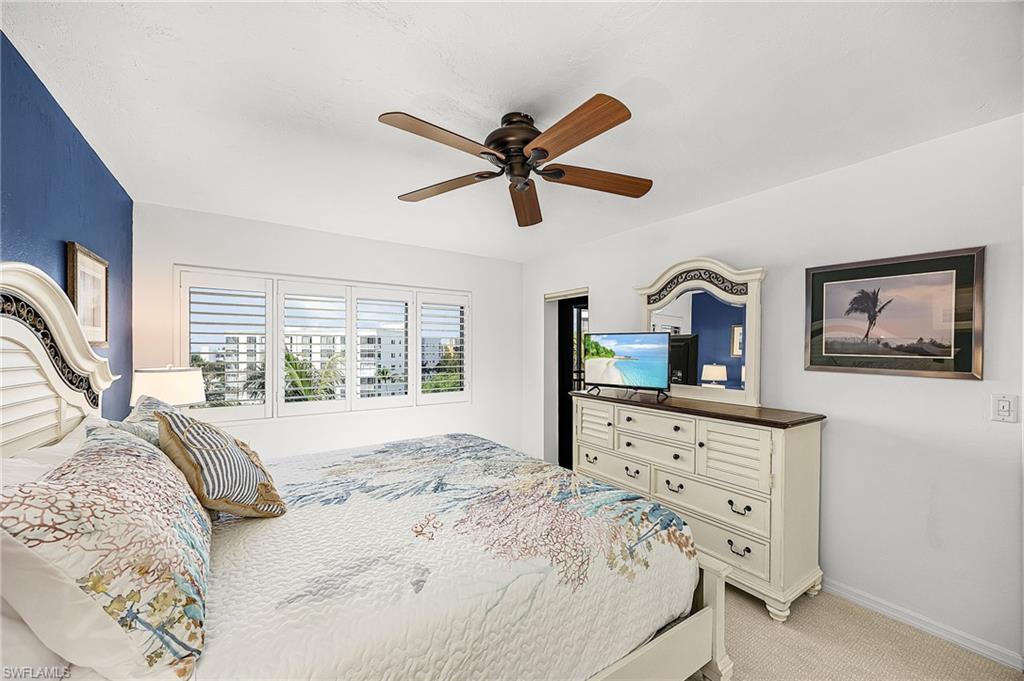 HARBOUR POINTE CONDO - Residential