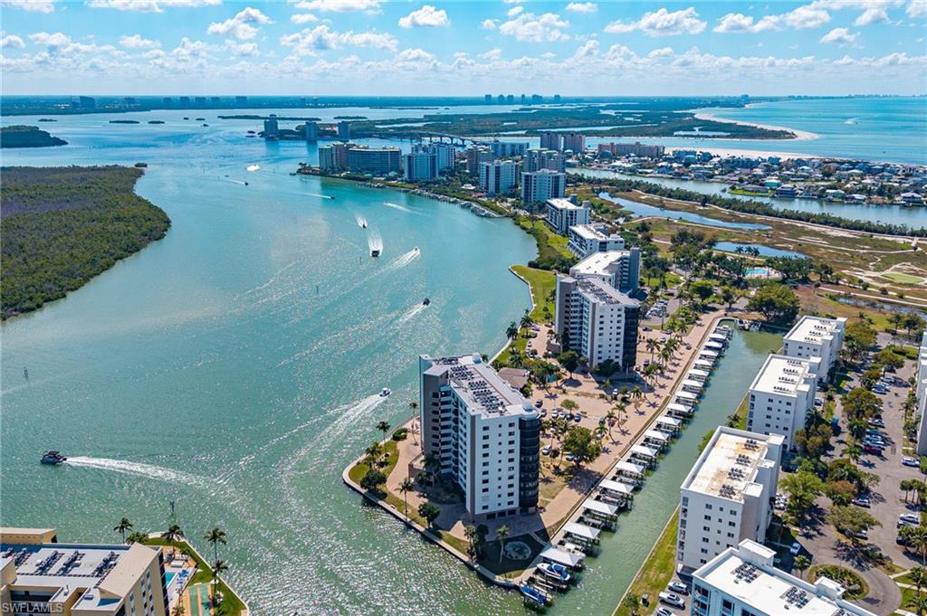 HARBOUR POINTE CONDO - Residential