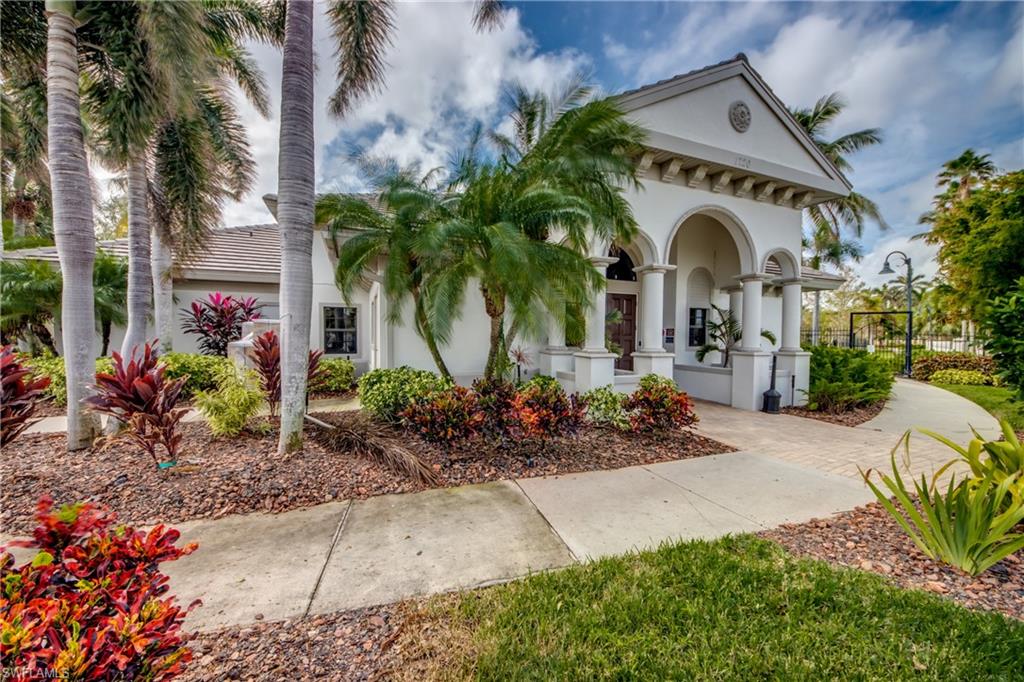 CAPE HARBOUR - Residential