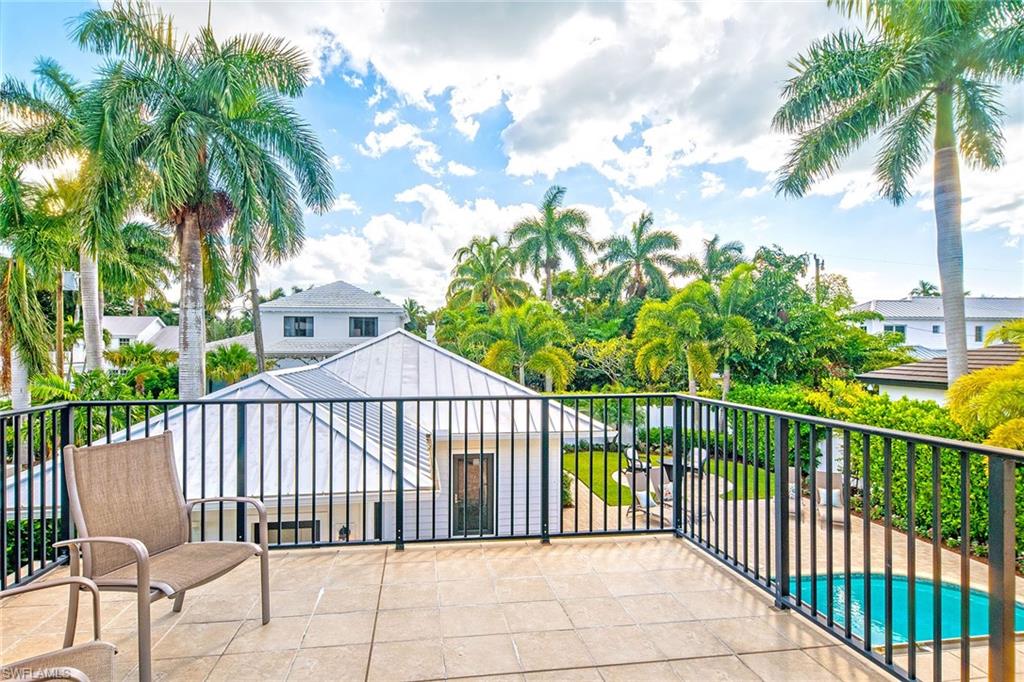 OLDE NAPLES - Residential