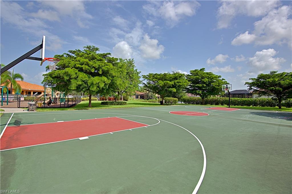 REFLECTION ISLES - Residential