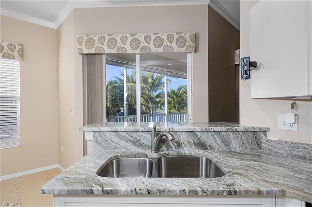 PEBBLE BEACH - Residential