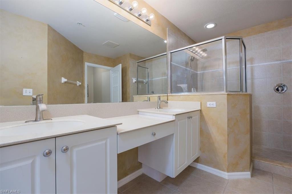 PEBBLE BEACH - Residential