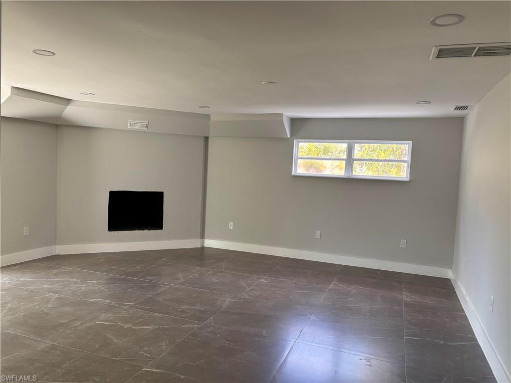 WEST ROCKS - Residential