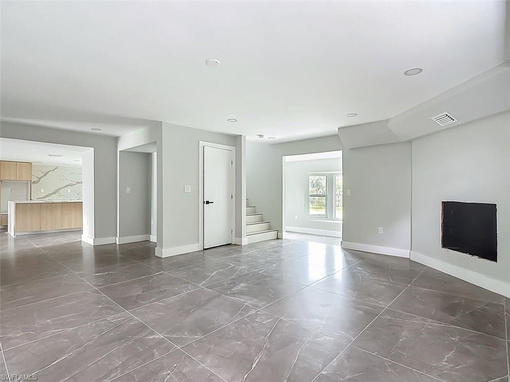 WEST ROCKS - Residential