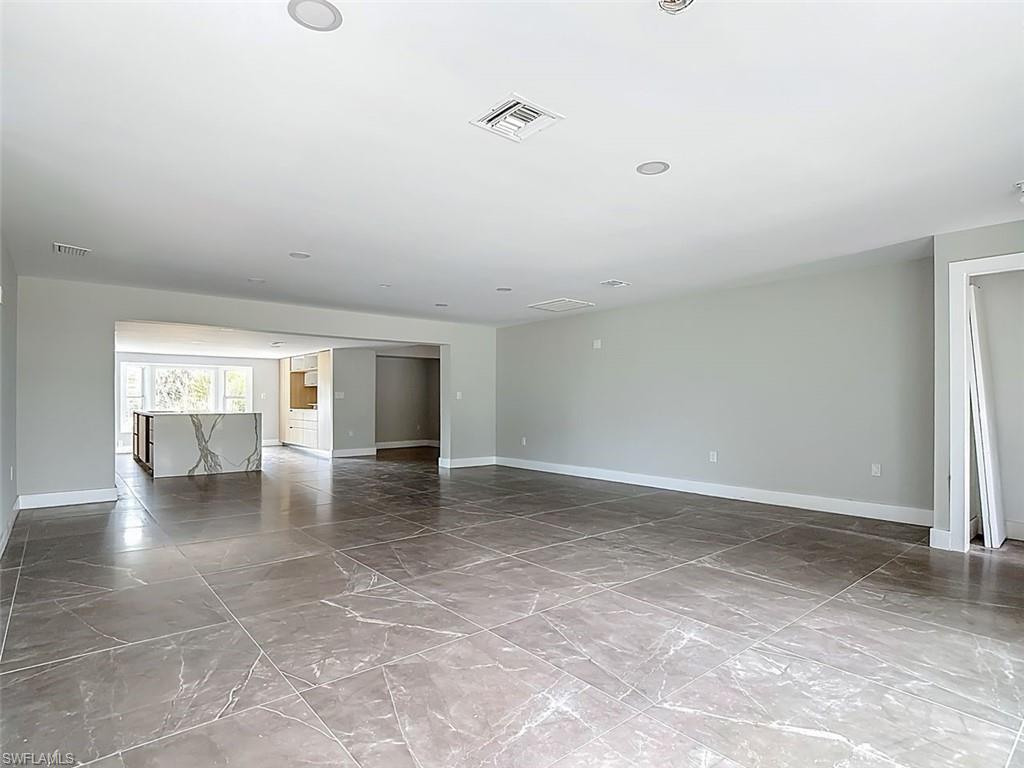 WEST ROCKS - Residential