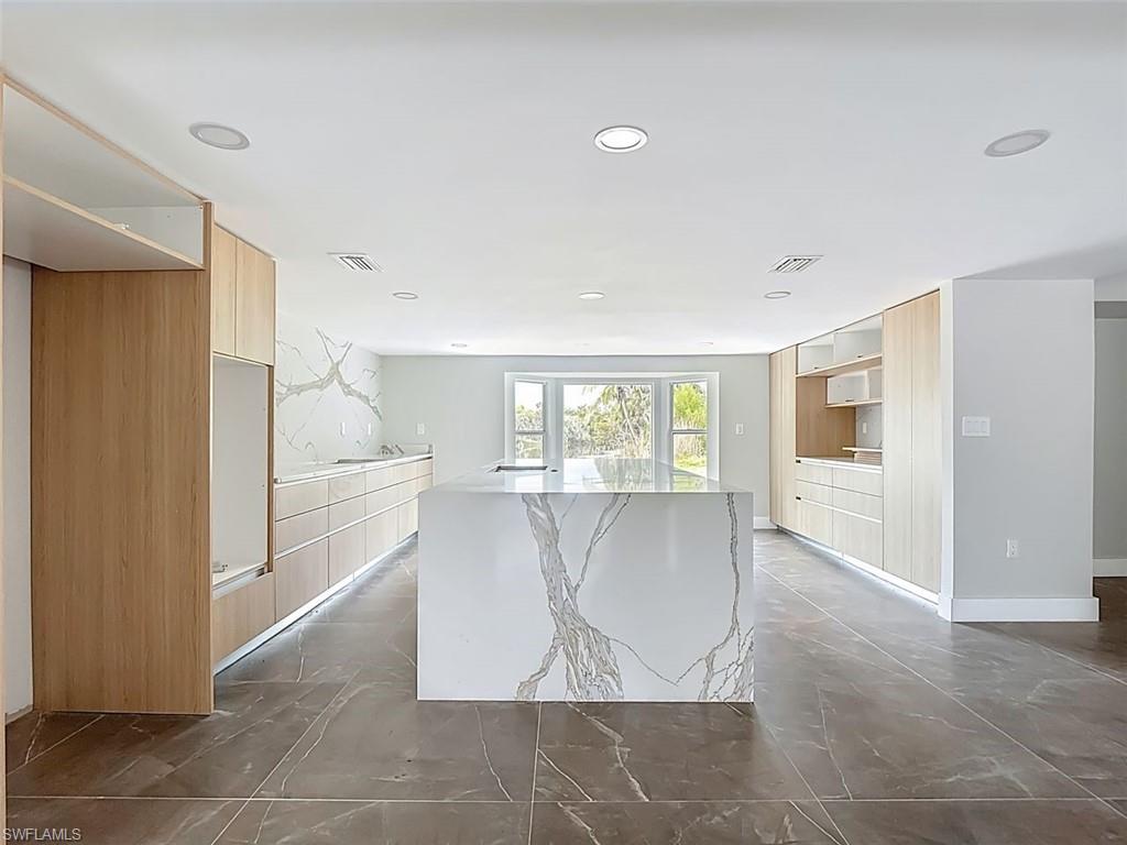 WEST ROCKS - Residential