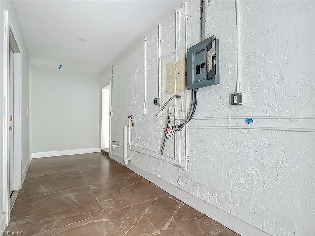 WEST ROCKS - Residential