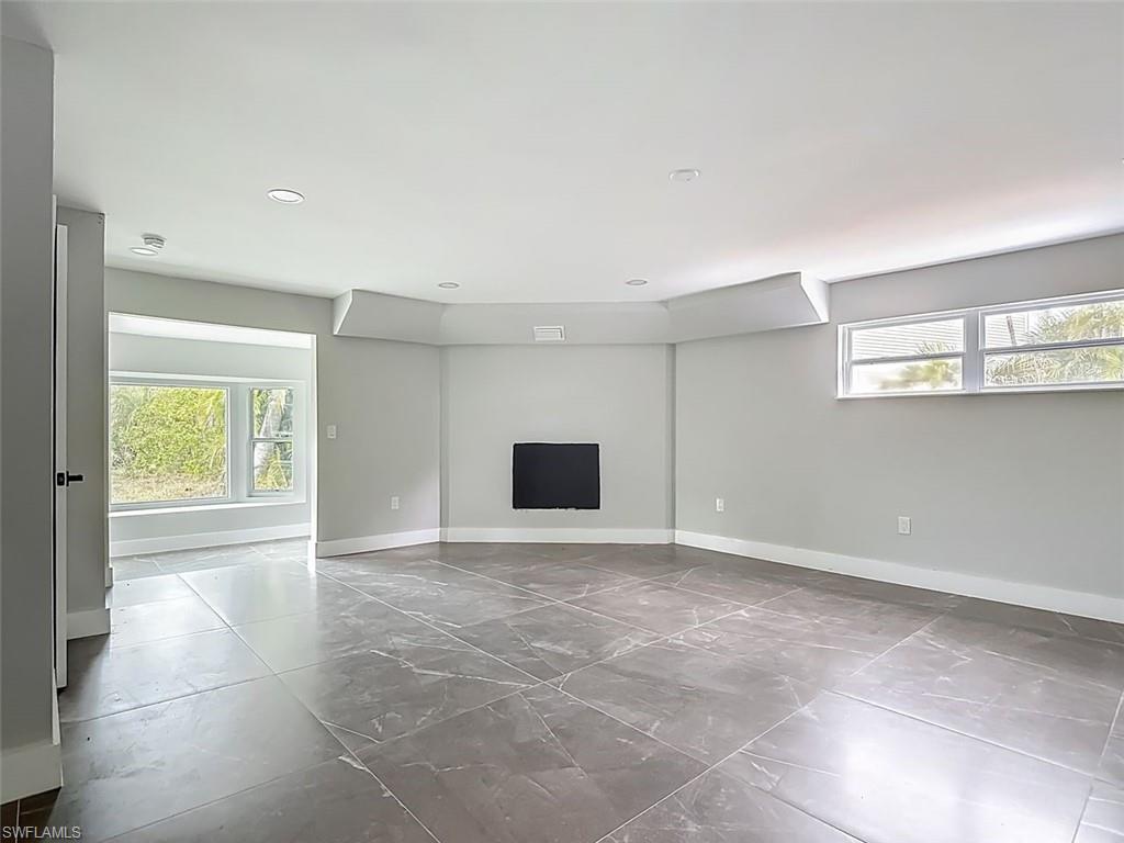 WEST ROCKS - Residential