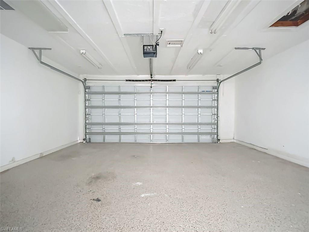 WEST ROCKS - Residential